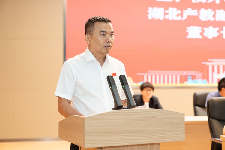 潘总.jpg